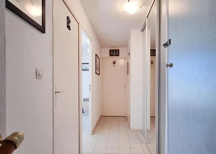 Les Arbousiers - T3 Avec Clim Et Parking * לה לבאנדו