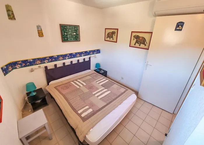 Apartamento Les Arbousiers - T3 Avec Clim Et Parking Le Lavandou