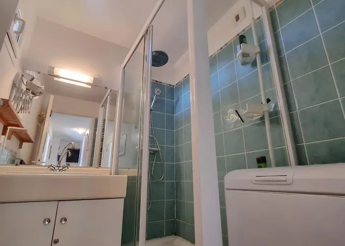 Les Arbousiers - T3 Avec Clim Et Parking * לה לבאנדו