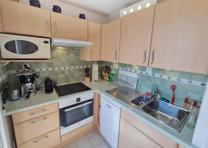 Les Arbousiers - T3 Avec Clim Et Parking * לה לבאנדו